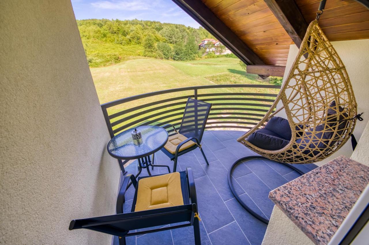Apartmani Leptir Rakovica Esterno foto