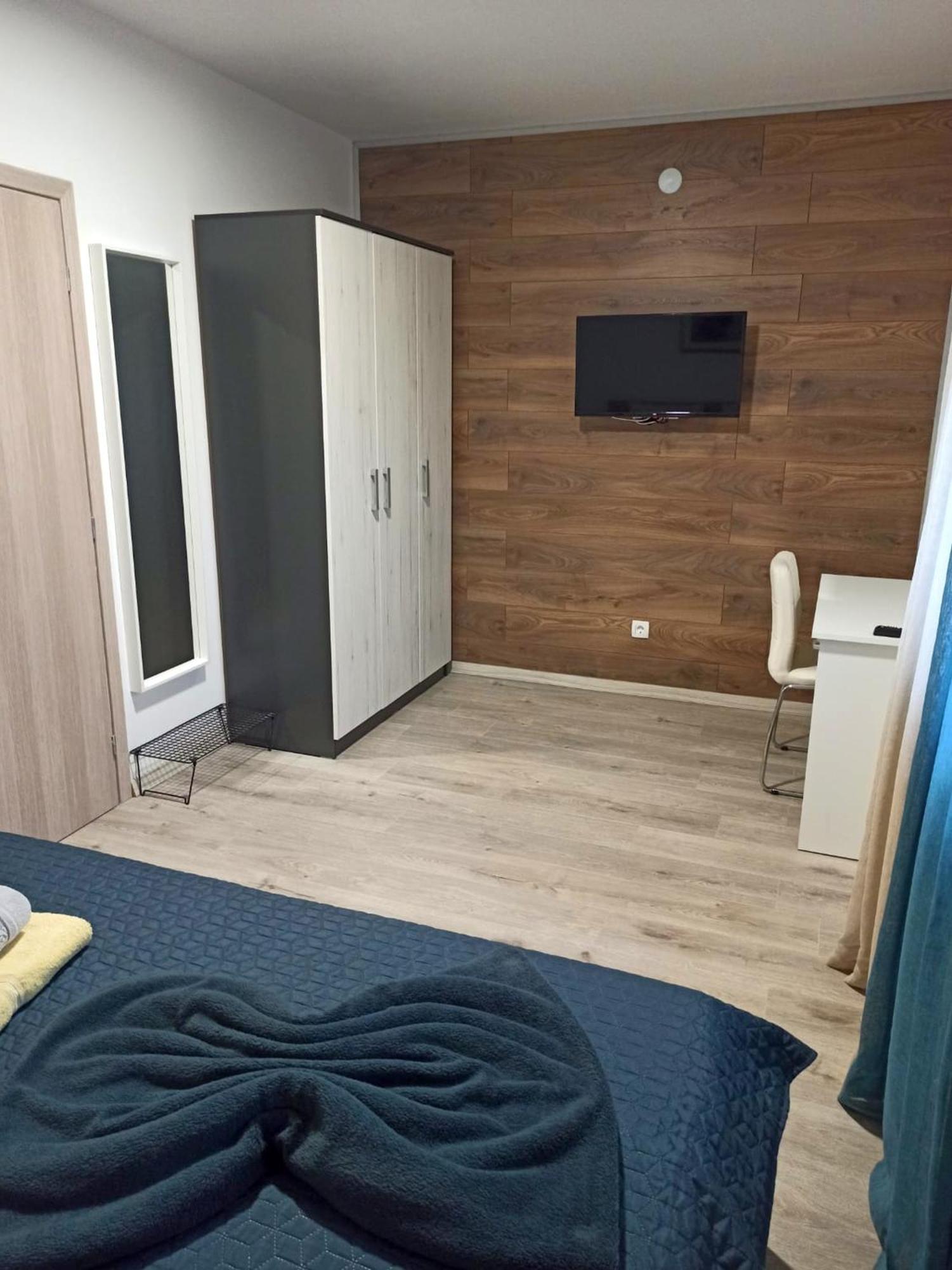 Apartmani Leptir Rakovica Esterno foto